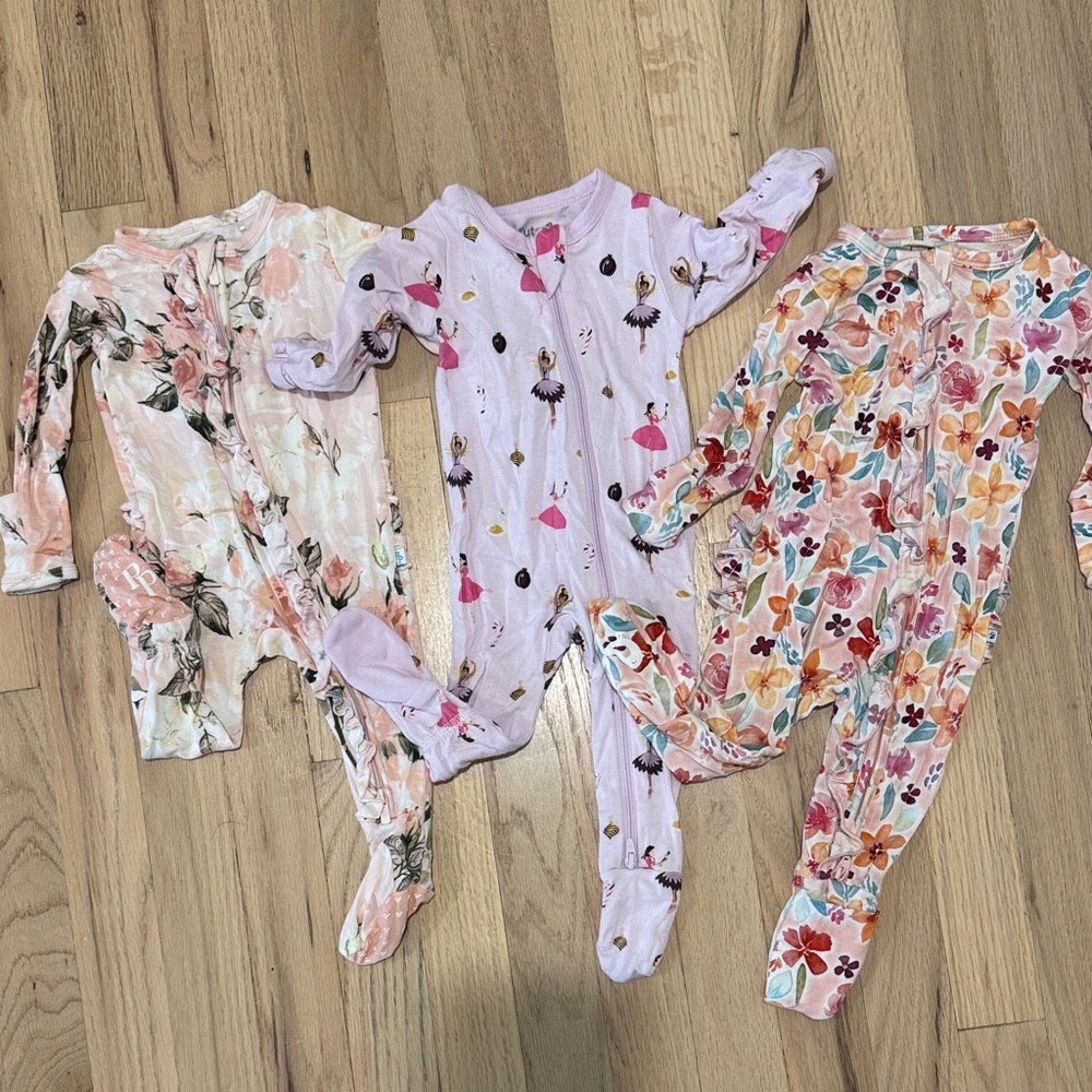 Baby Girl Bamboo Footie Onesie (0-3 months) - Posh Peanut, Birdie Bean
